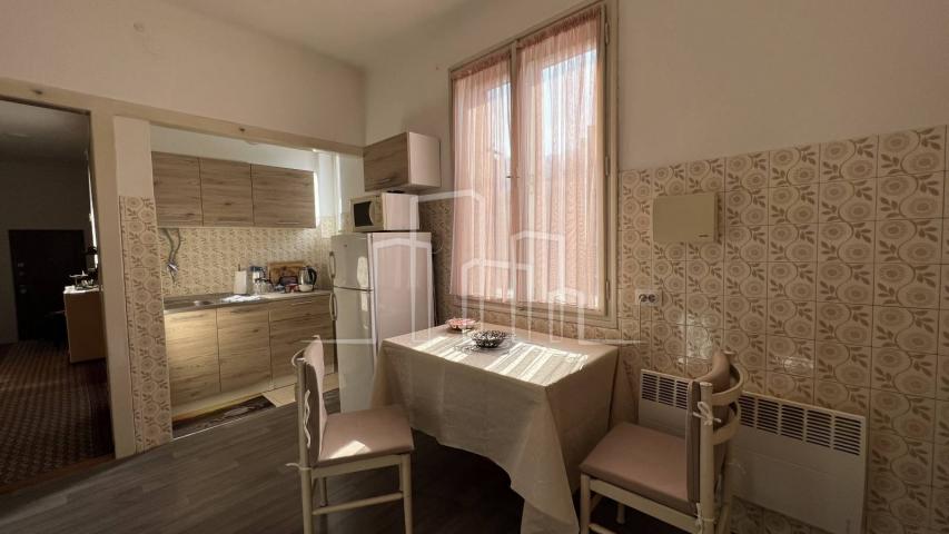 Three-room apartment in Čobanija for rent