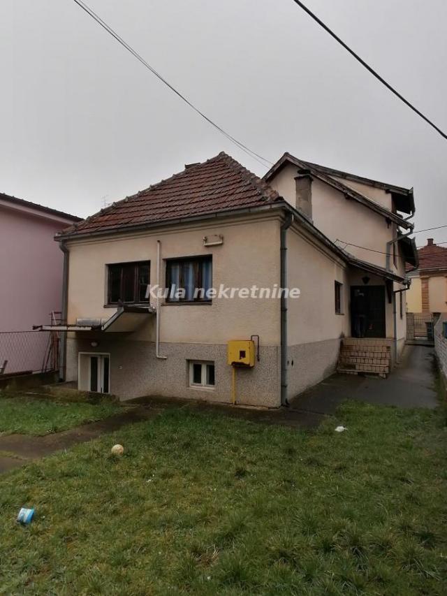 Prodaje se kuća u ulici Kneza Miloša