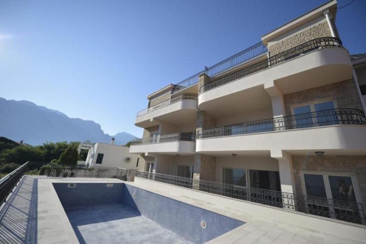 New 2-bedroom apartment with a spectacular sea view in Kotor