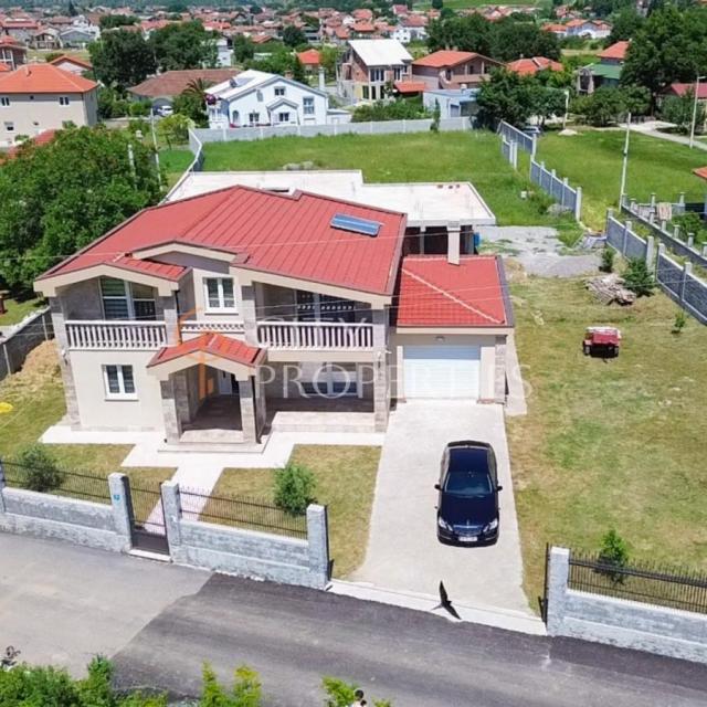 Luksuzna kuća, Masline, Podgorica