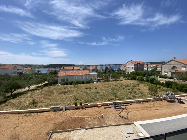 RAB, BARBAT- Exclusive apartment, 100 meters from the sea! 1