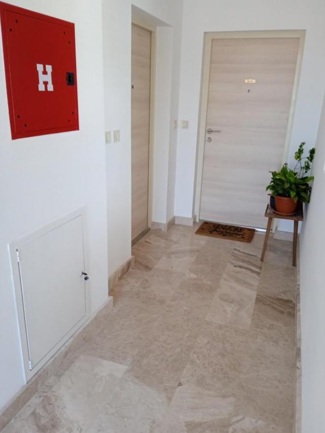 Beautiful 1-bedroom apartment in Tivat for rent