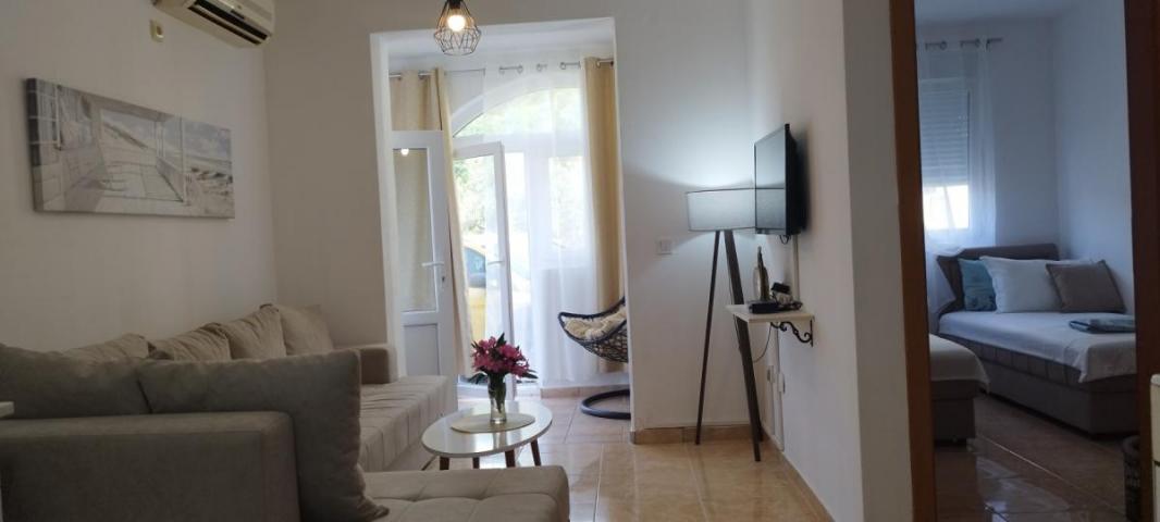 Modern 1-bedroom apartment in Budva is for rent