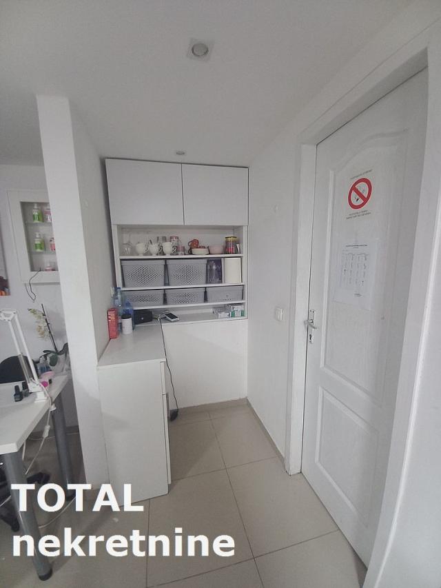 LOKAL NOVI SAD, 400€