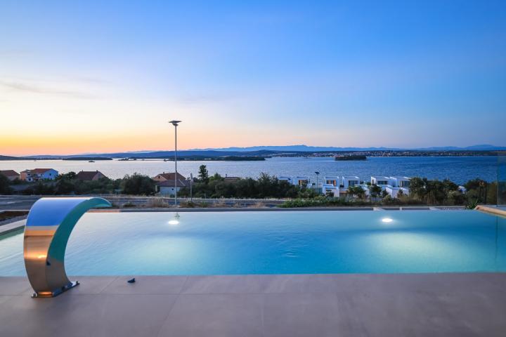 Zadar, otok Pašman, Luksuzno opremljena villa s pogledom na more  - Novogradnja