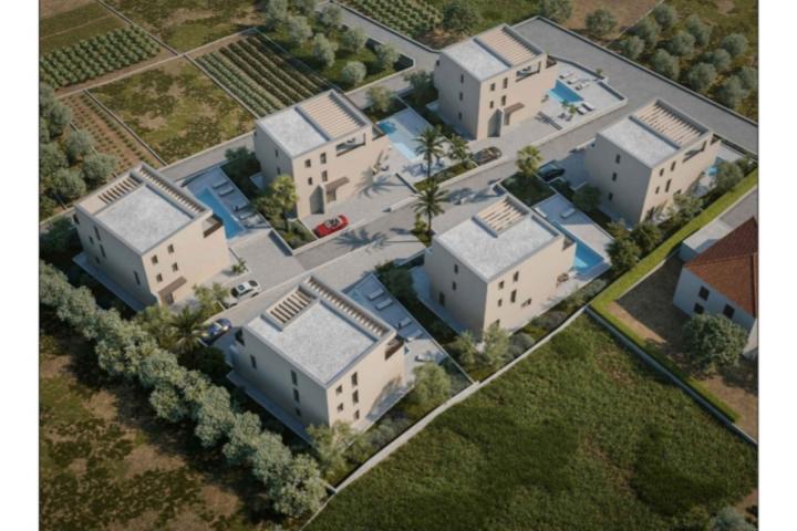 Trogir, građevinsko zemljište s projektom za 6 luksuznih vila s bazenom