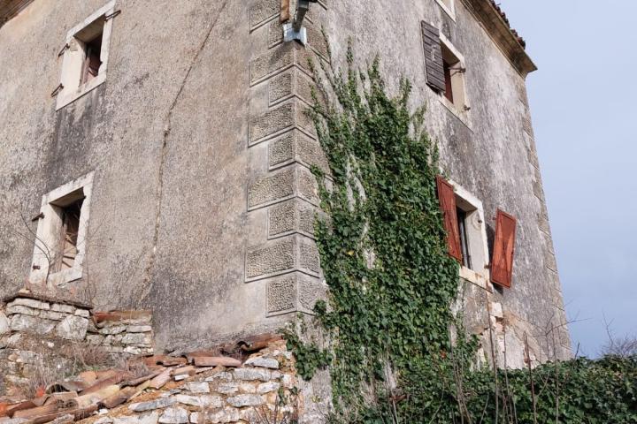 Istra, Puntera, predivna kamena kuća za adaptaciju s pogledom na otok Cres