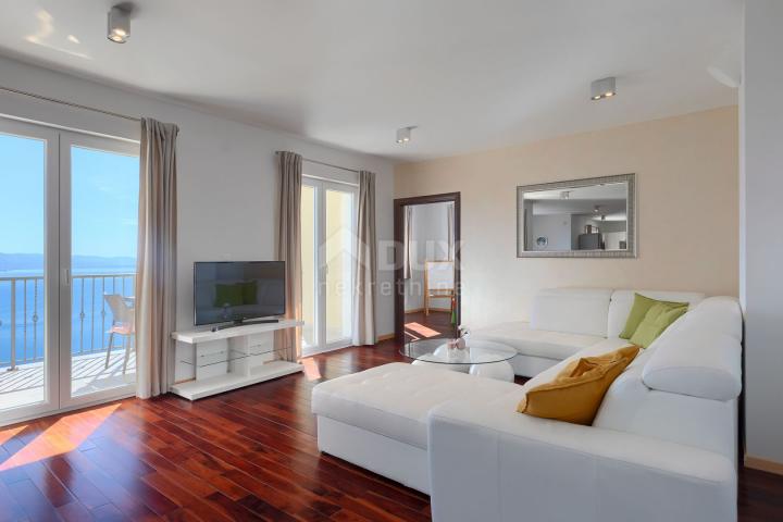 OPATIJA, BREGI- A beautiful villa with four large apartments and an enchanting view of the Kvarner B