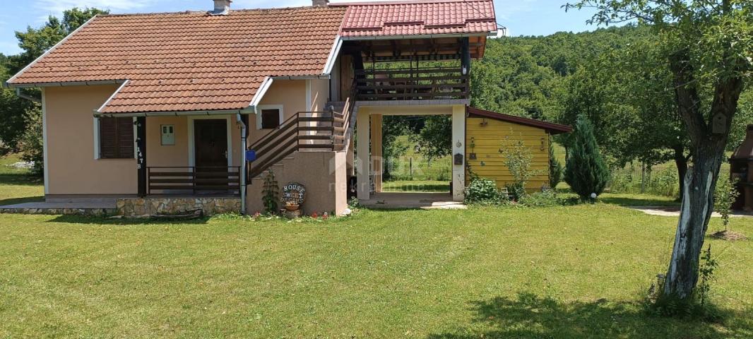 OTOČAC - Idilična kuća u blizini Plitvica 