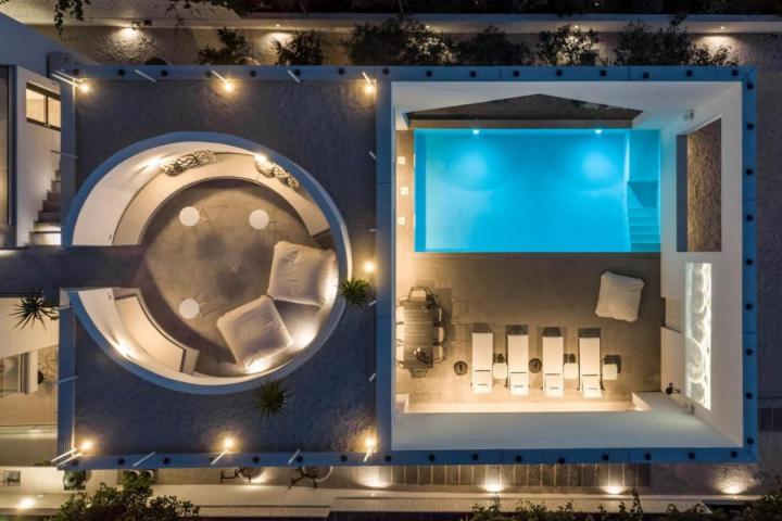 Brač, moderna, luksuzna vila s bazenom