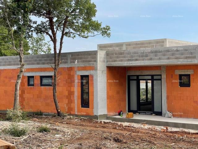 Kuća Prekrasna  moderna samostojeća kuća u Kanfanaru