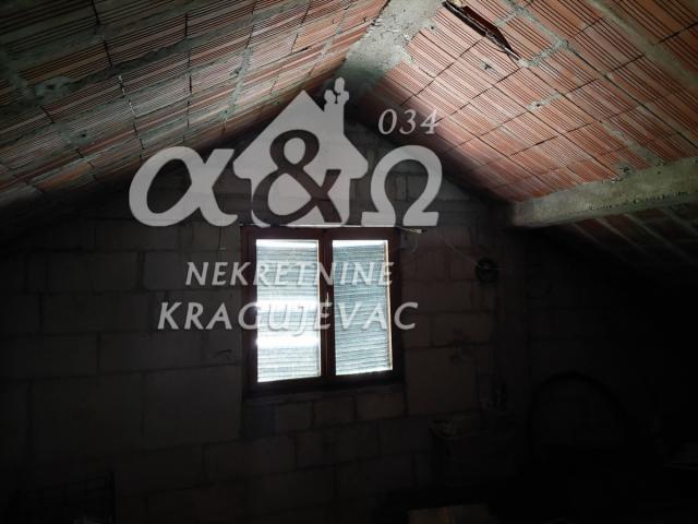Kuća od 198m2 5, 21a u Maršiću