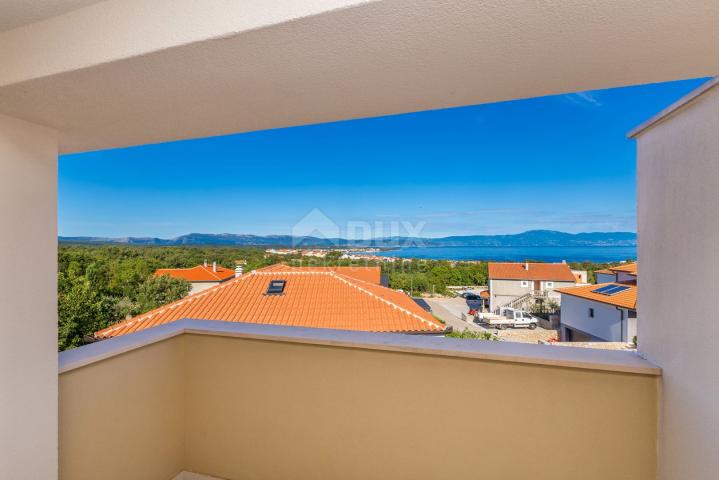 OTOK KRK, okolica Malinske - Dvoetažni apartman s panoramskim pogledom na more