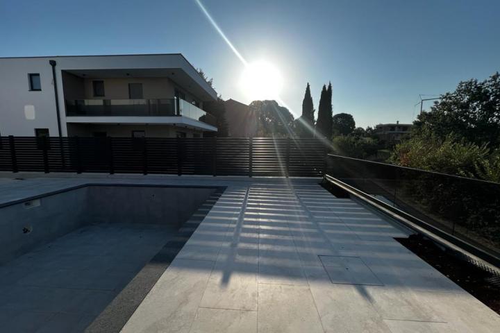 Istra, Svetvinčenat - 200 m2 moderne nove vile 