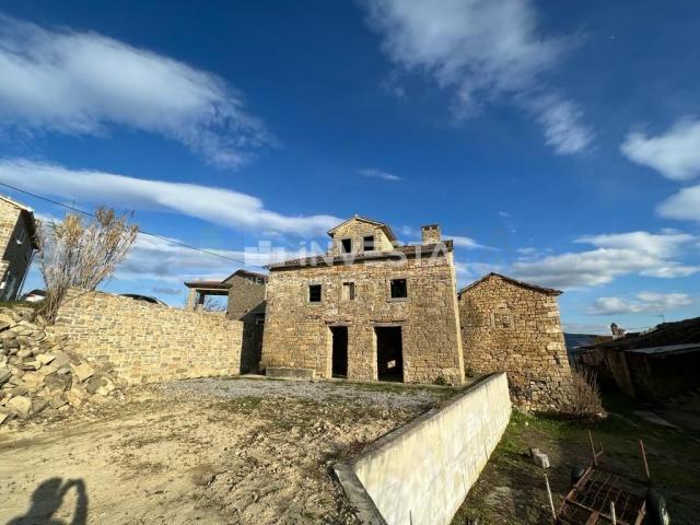 Motovun okolica, jedinstvena istarska kamena kuća s predivnim pogledom