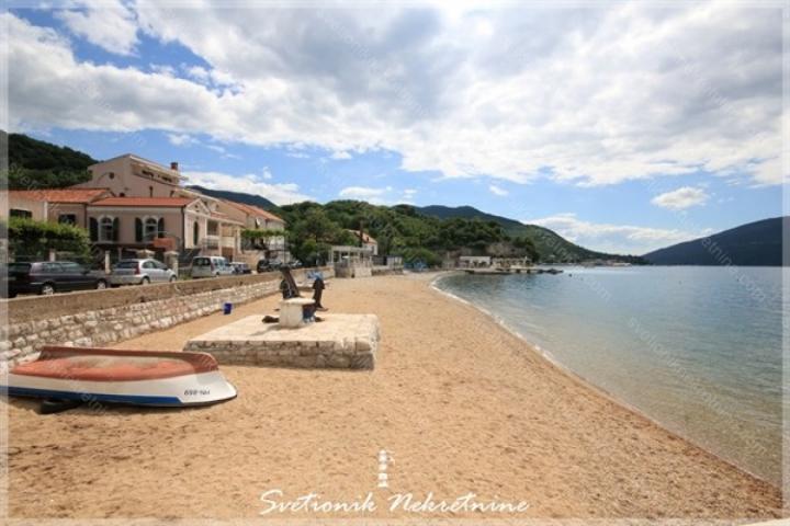 Kamena vila na obali mora – Meljine, Herceg Novi
