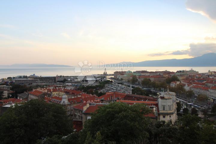 Flat Bulevard, Rijeka, 136m2