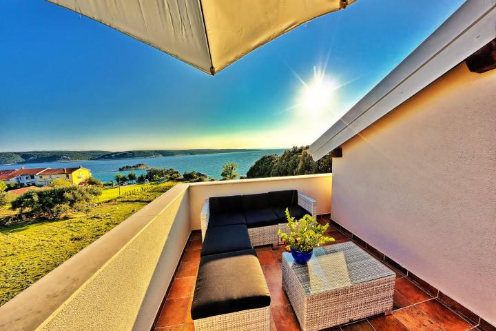Rab, Supetarska Draga, prekrasna villa 150 m2 s pogledom na more