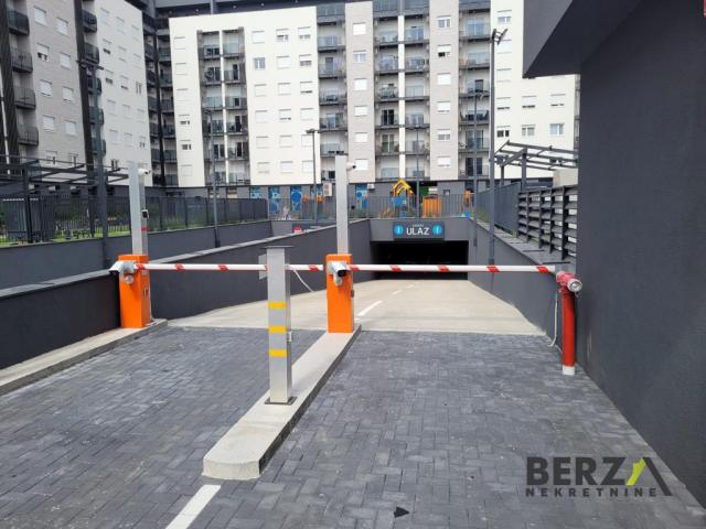  DVA GARAŽNA MESTA U PARK NOVI RESIDENCE