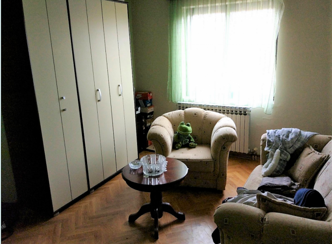 Stara Pazova, Vojka, klanica sa opremom + kuća za stanovanje .. 