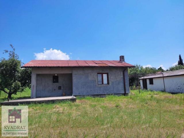 Kuća  65 m², 10 ari, Obrenovac, Barič – 41 000 €