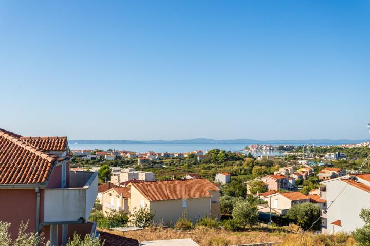 Split, Donja Podstrana, prekrasna vila za odmor s pogledom na more