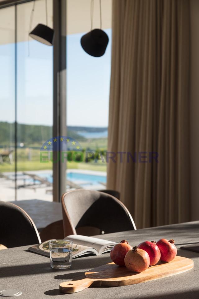 Luxury villa with sea view, Brtonigla