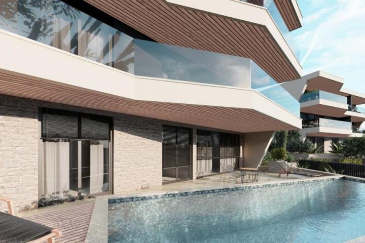 Istra, Ližnjan moderan trosoban stan 125 m2 s bazenom 