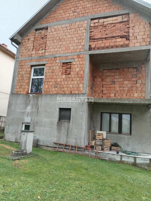 Barajevo, kuća na 10 ari placa