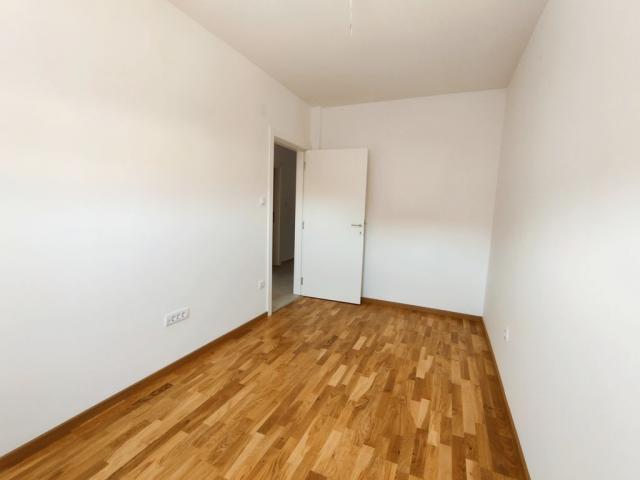 4 Četvorosoban stan NOVI SAD, 112480€