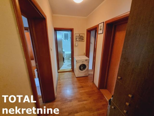 4 Četvorosoban stan NOVI SAD, 231240€