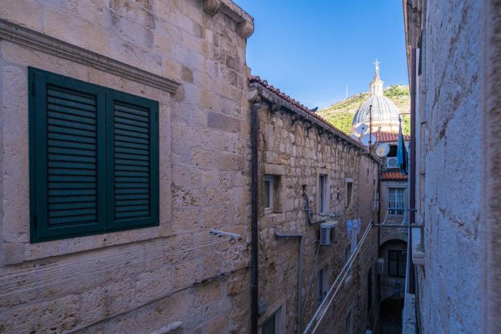 Dubrovnik, Stari grad, stan 93 m2 