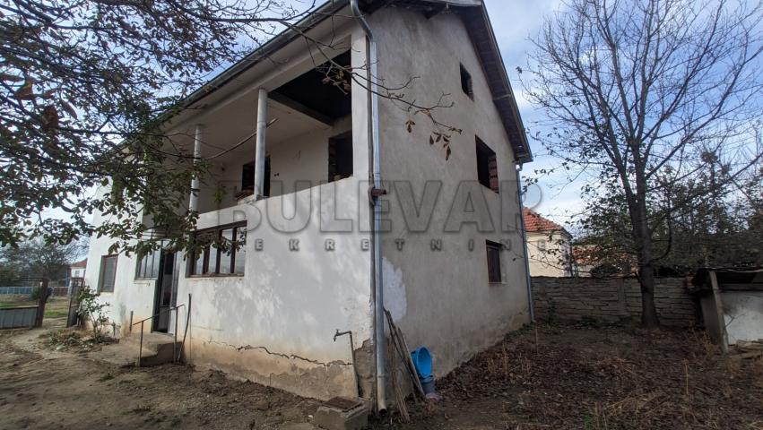 Na prodaju kuća u Turekovcu, 100m2, plac 32 ari