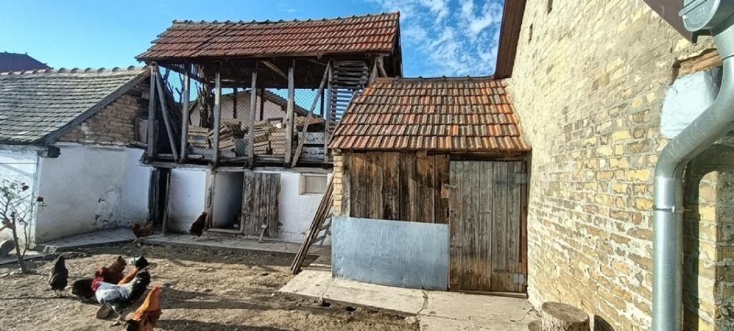 Renovirano seosko imanje  u Ravnom selu