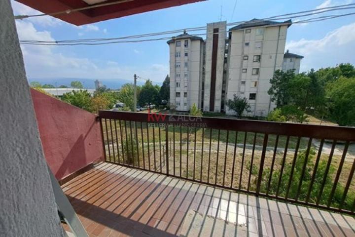SNIŽENO!!! Prodaja stana, Vranje, Ledena stena, trosoban, 81m2
