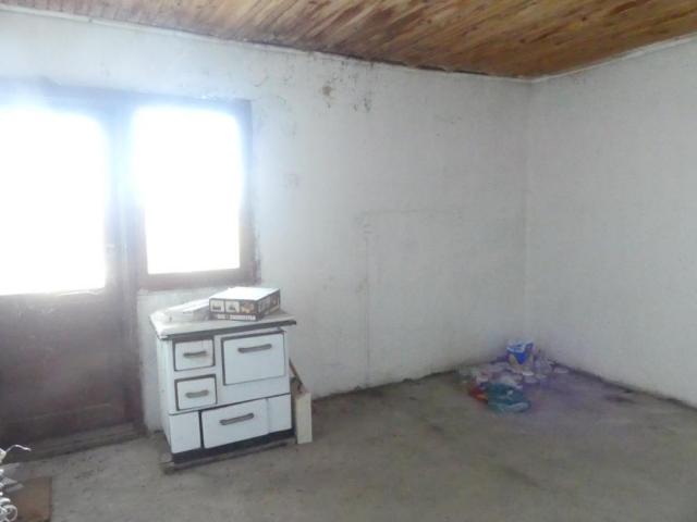 Prodaja - kuća u okolini Jagodine, Siokovac
