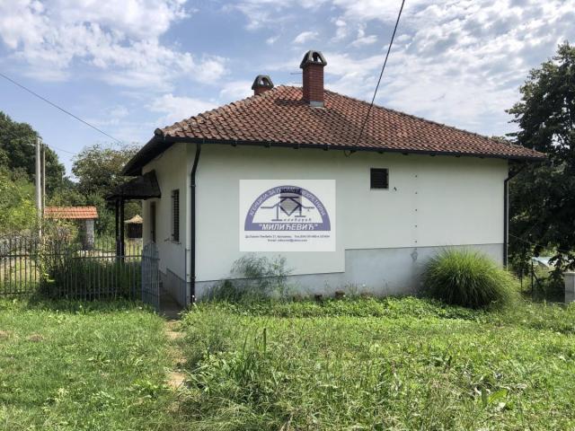 Prodaja, Kuća, 140m2 , Kragujevac