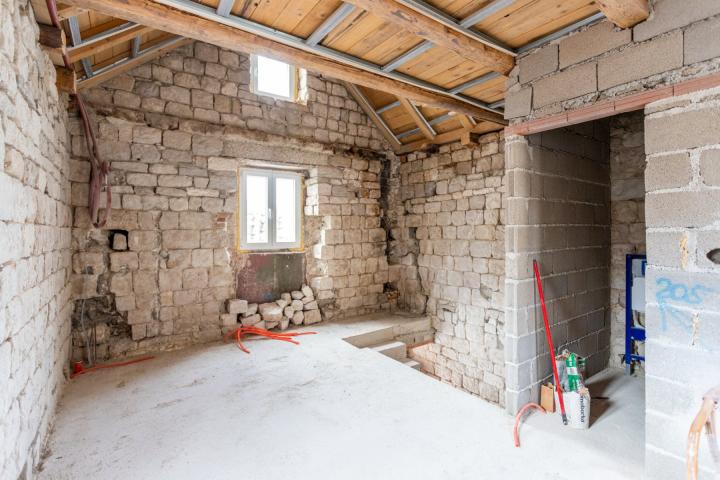 Trogir, strogi centar kamena kuća za adaptaciju