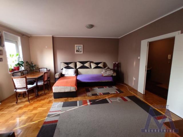 Novi Sad, Telep: Na prodaju (ili zamenu) troiposoban stan od 70m2 na centralnom Telepu, u jednoj od 