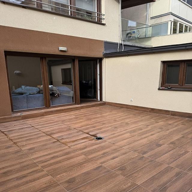 CUKARICA BANOVO BRDO 100m2 , 700e