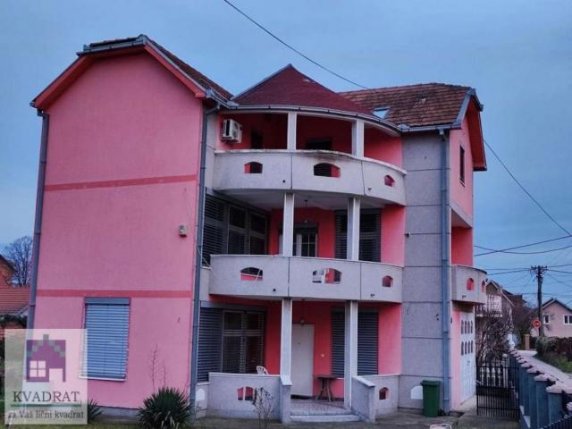 Kuća 286 m², 3, 6 ari, Obrenovac, Potića voće – 235 000 €