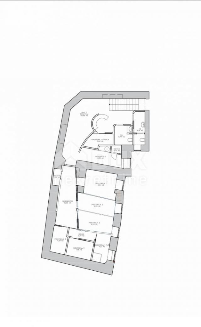 RIJEKA, ZENTRUM – möblierte Bürofläche 108m2 im Erdgeschoss