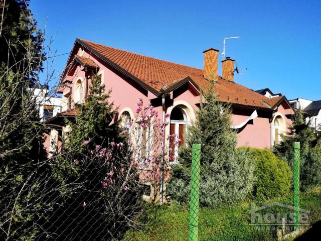 Kuća SREMSKA KAMENICA, TATARSKO BRDO, kv: 449, € 465000, ID: 3045893