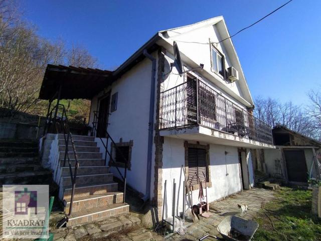 Kuća 102 m², 16 ari, Obrenovac, Mislođin – 50 000 €