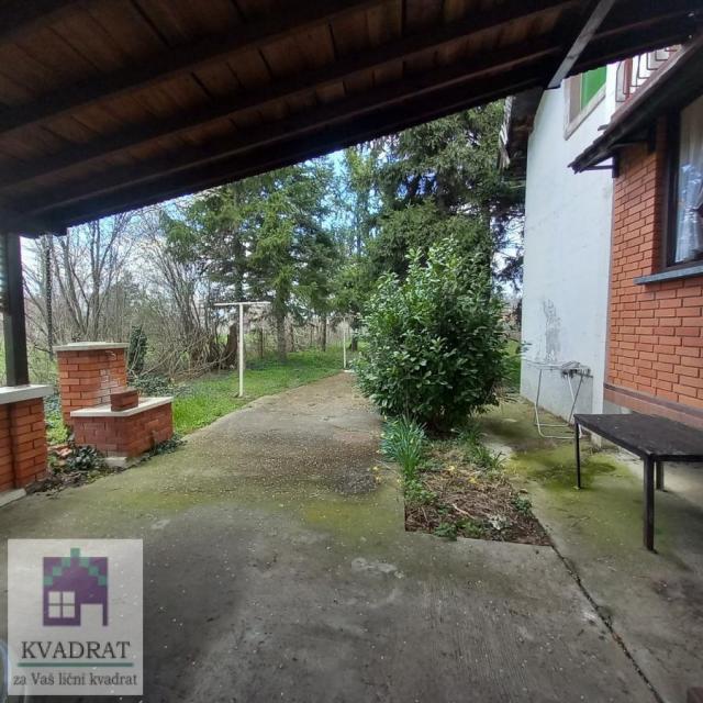 Kuća 250 m², 40 ari, Obrenovac, Ratari - 86 000 € (NAMEŠTENA)