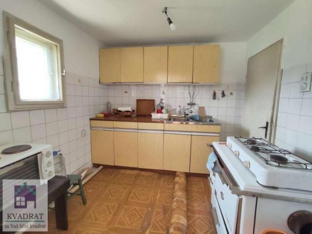Seosko imanje sa kućom 73 m², 1, 24 ha, Obrenovac, Dren – 42 000 €