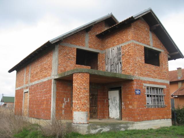 Kuća, 223m2,  Ugrinovci-Grmovac