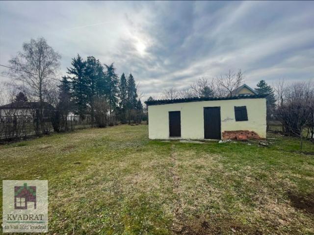Kuća sa pomoćnim objektom 88 m² + 10 m², 11 ari, Obrenovac, Barič – 150 000 €  (POLUNAMEŠTENA)