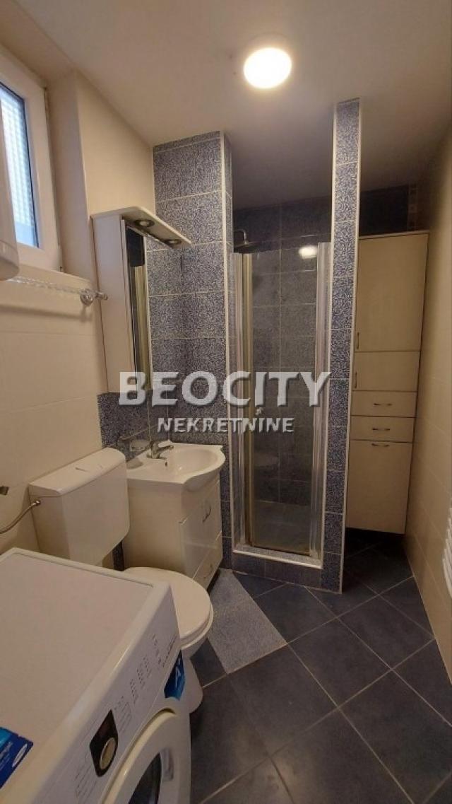 Zvezdara, Dimitrija Tucovića, , 3. 0, 68m2, 950EUR