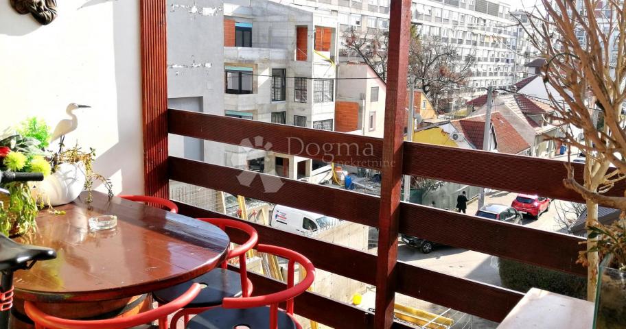 PROSTRAN UREĐEN STAN 115m2 s balkonom- u srcu Trešnjevke!!!